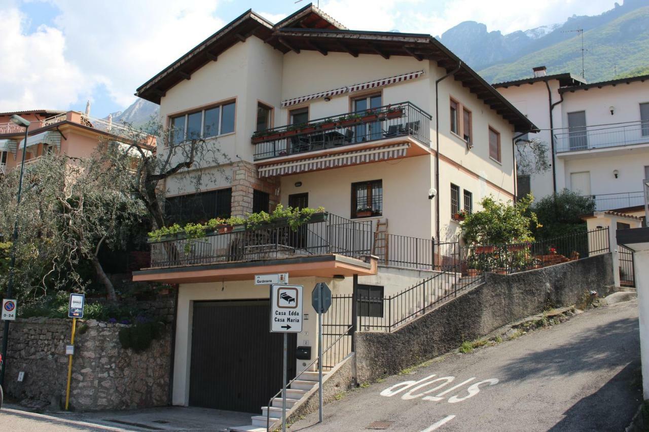 Casa Ines Fronte Lago Aparthotel Brenzone sul Garda Kültér fotó